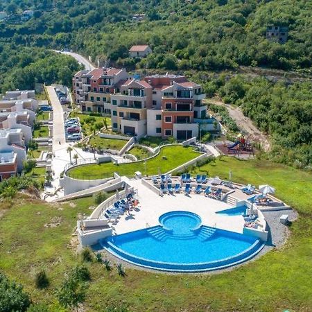 Lavender Bay Apartment F8 Donji Morinj Esterno foto